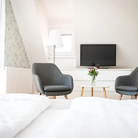 Szigligeti Mandula Kert Vendeghaz * Szigliget