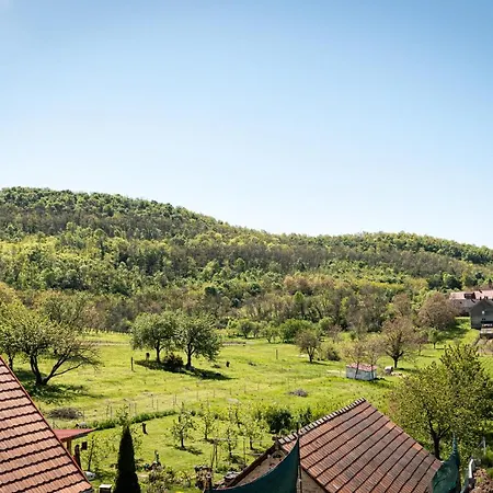 Apartament Szigligeti Mandula Kert Vendeghaz Szigliget