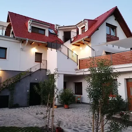 Szigligeti Mandula Kert Vendeghaz דירה